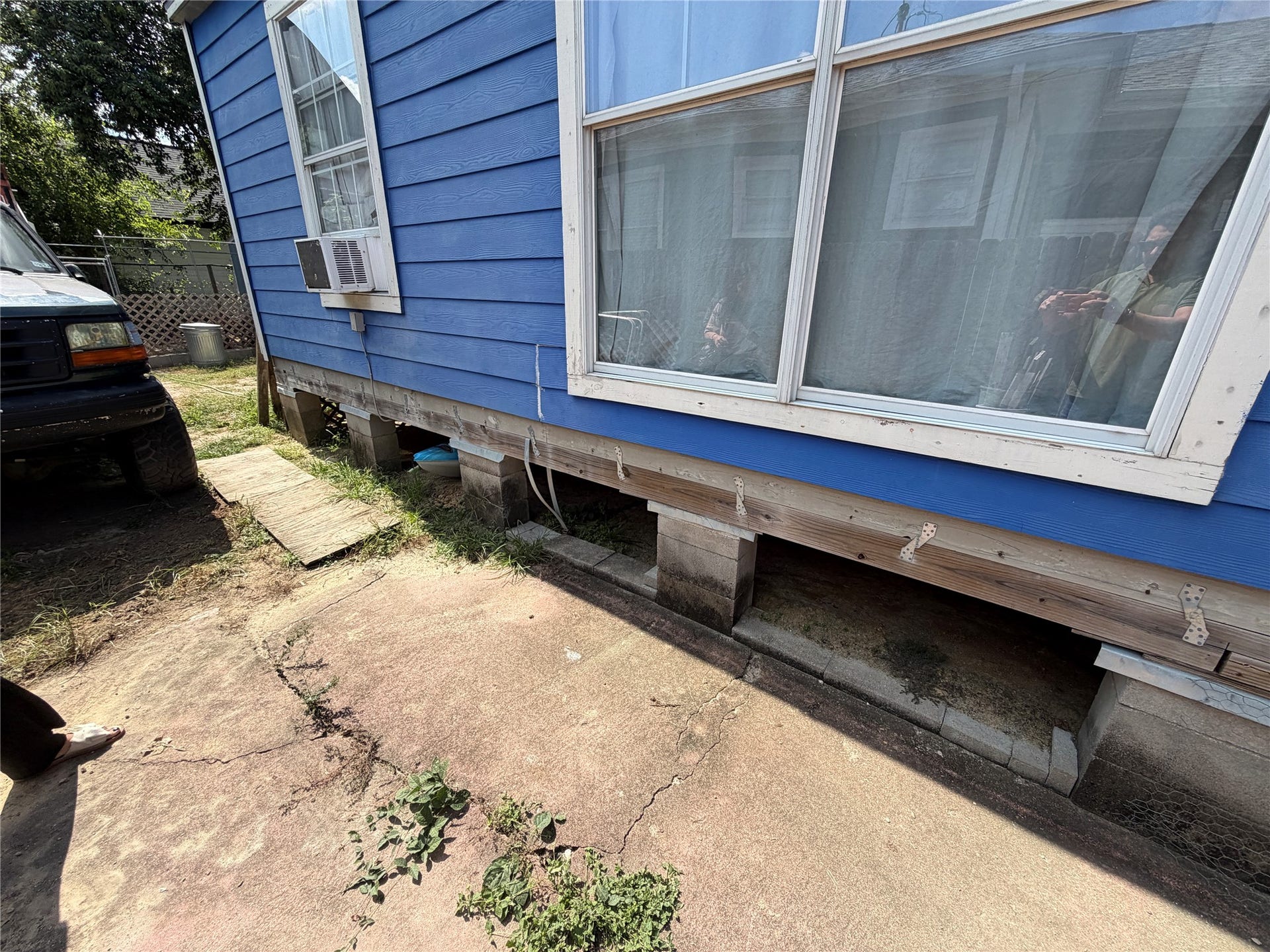 818 E 40th Street, Houston, TX 77022
