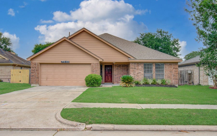 Property photo for 7510 Cavesson Drive, Cypress, TX