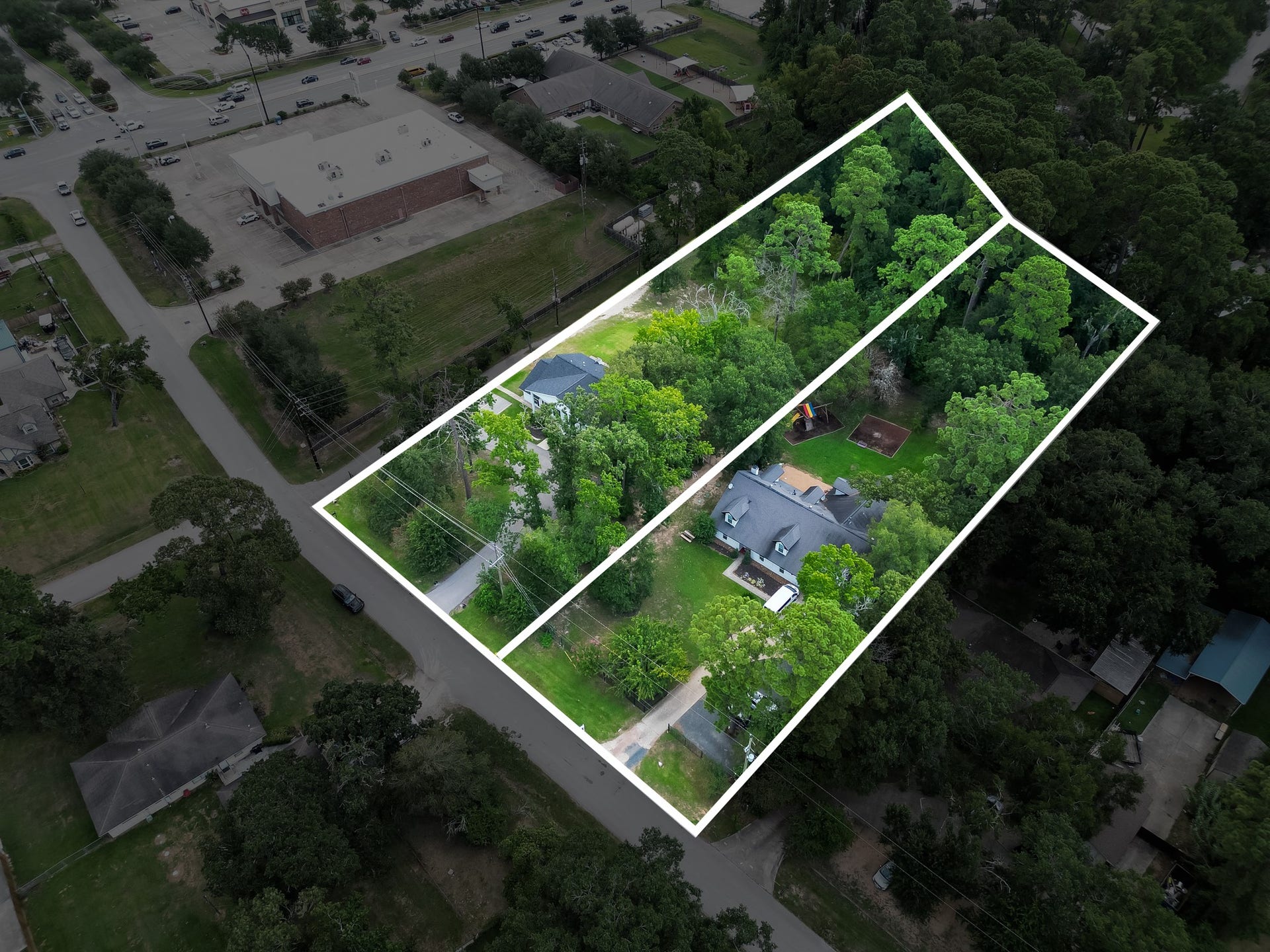 29902 E Hawthorne Drive, Spring, TX 77386 29902 E Hawthorne Drive, Spring, TX 77386