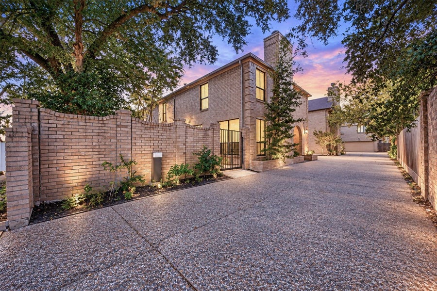 Property photo for 2522 Nantucket Drive, #A, Houston, TX