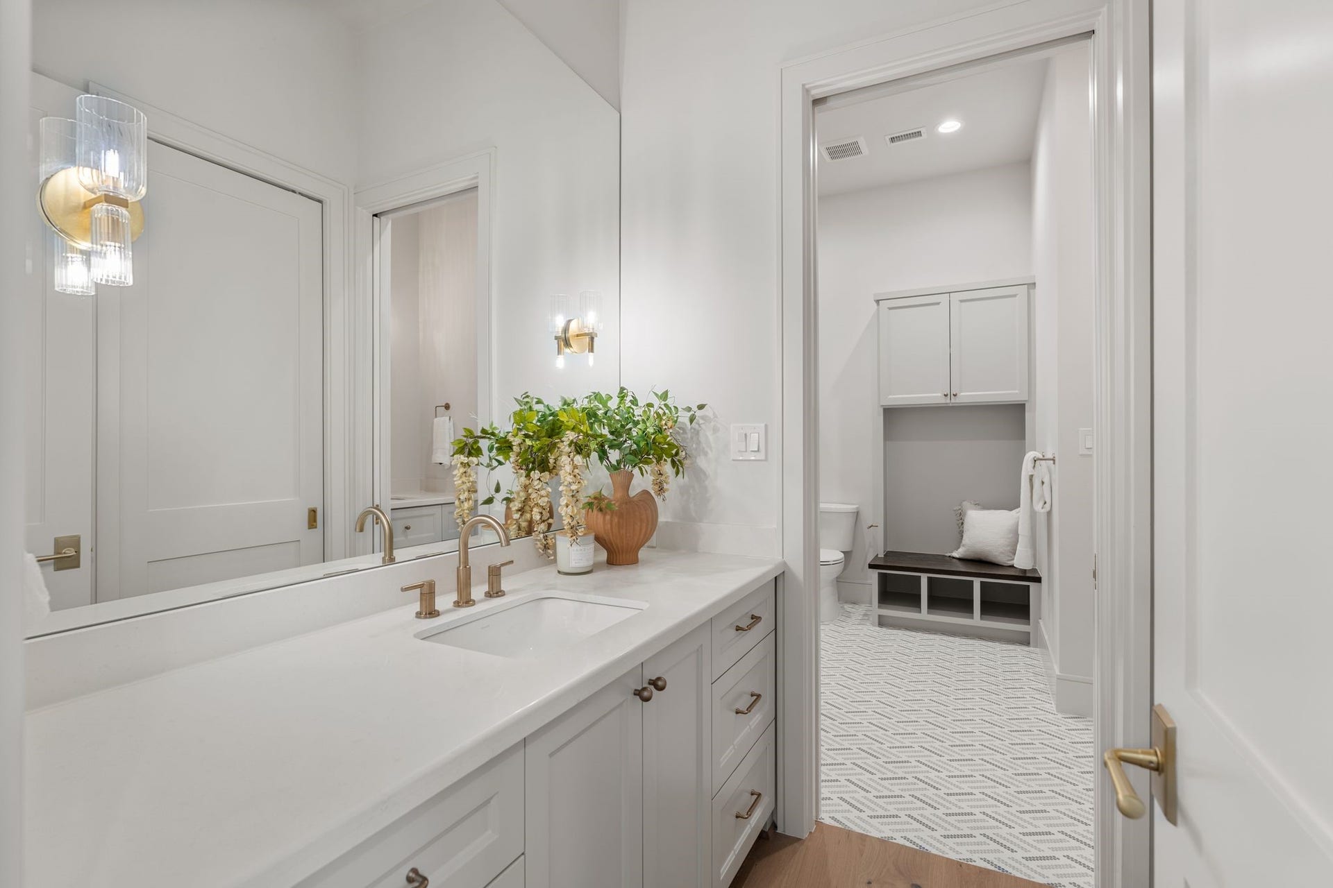 13115 Apple Tree Road, Houston, TX 77079 13115 Apple Tree Road, Houston, TX 77079