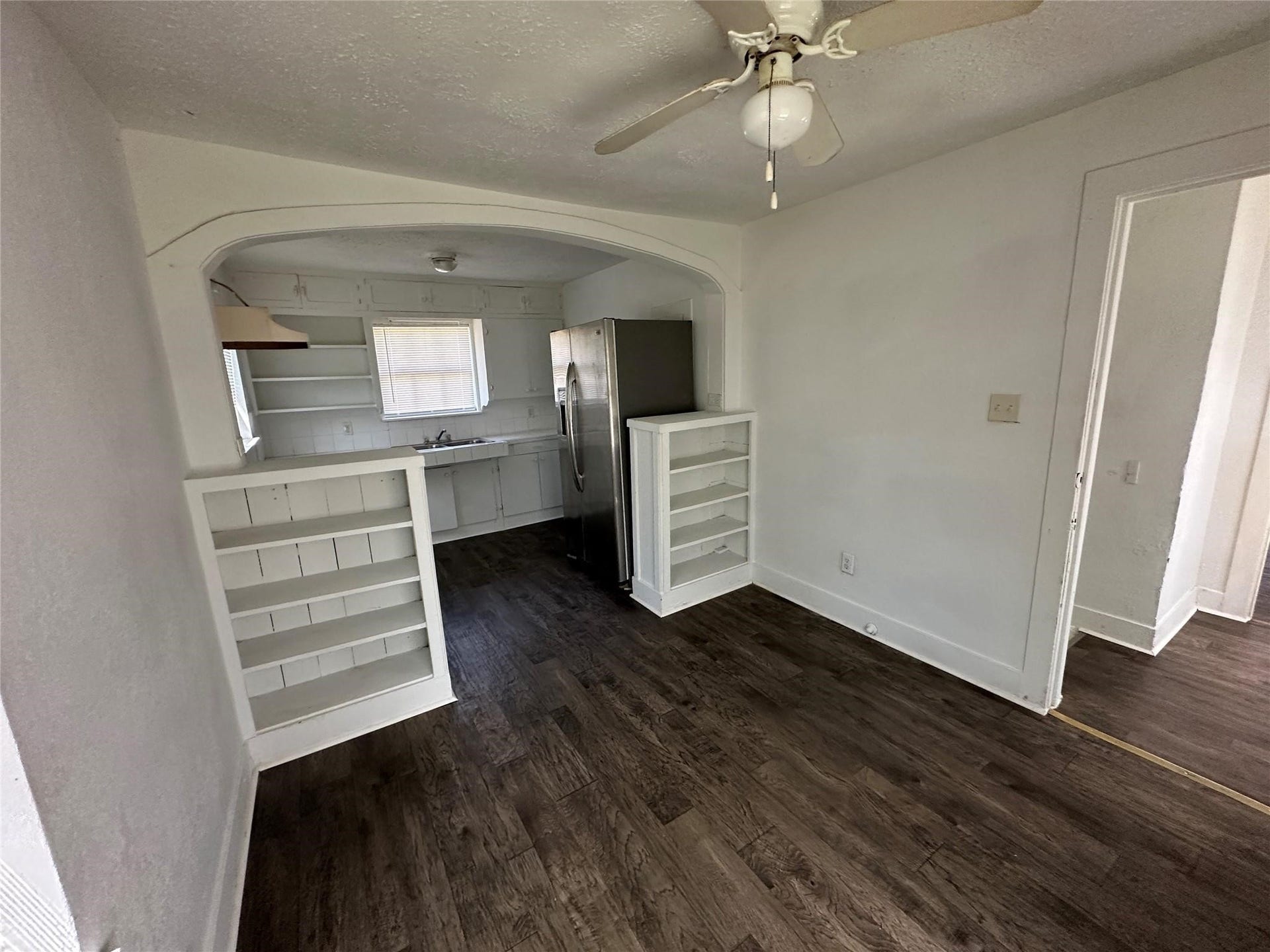 6818 Avenue C, Houston, TX 77011 6818 Avenue C, Houston, TX 77011