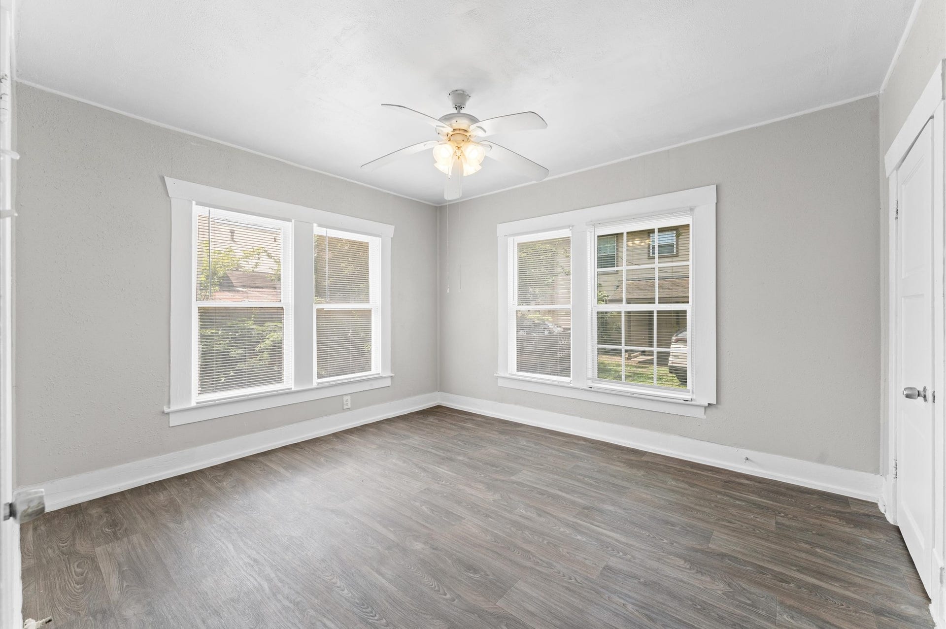 6818 Avenue C, Houston, TX 77011 6818 Avenue C, Houston, TX 77011