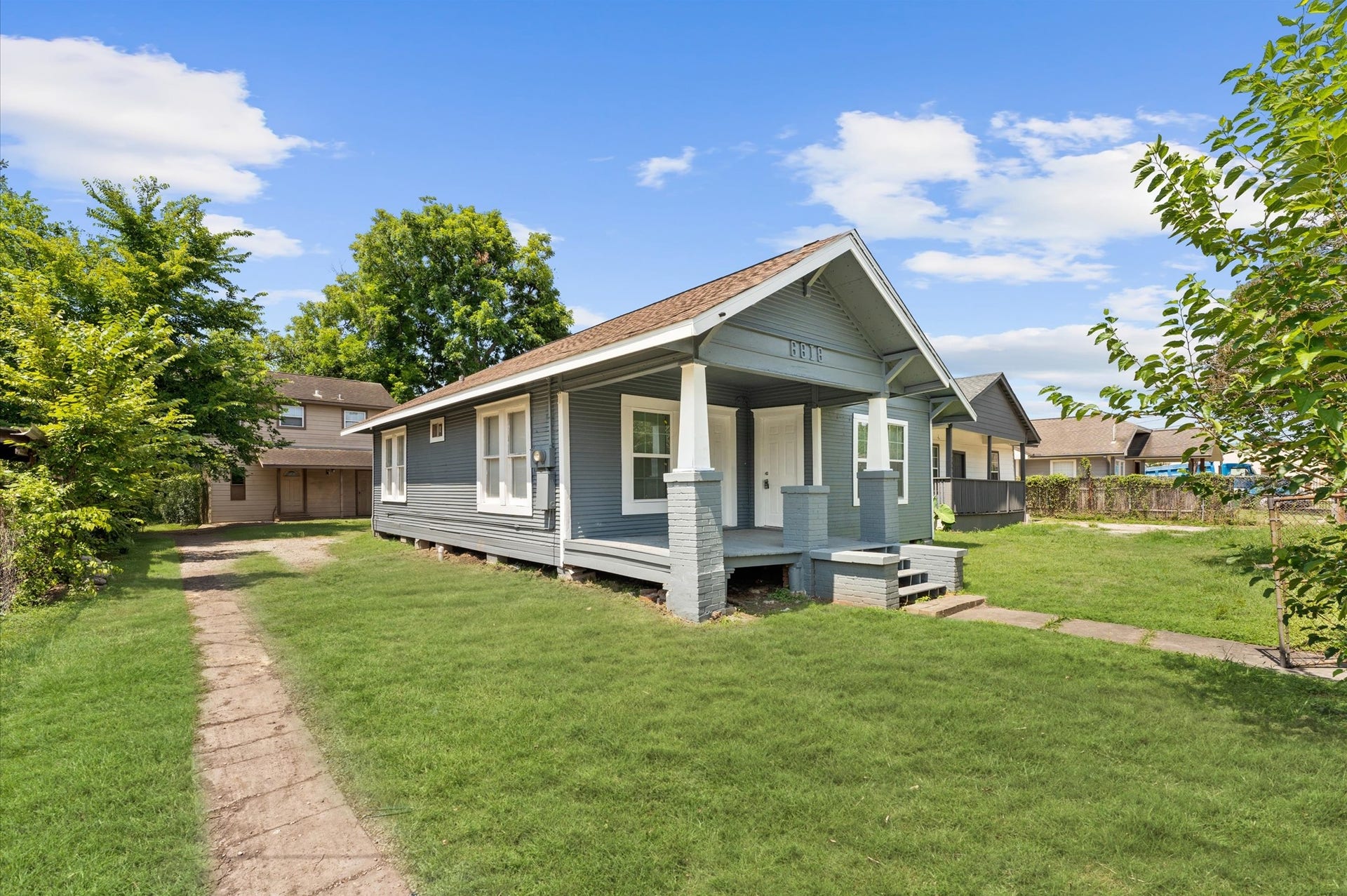 6818 Avenue C, Houston, TX 77011 6818 Avenue C, Houston, TX 77011