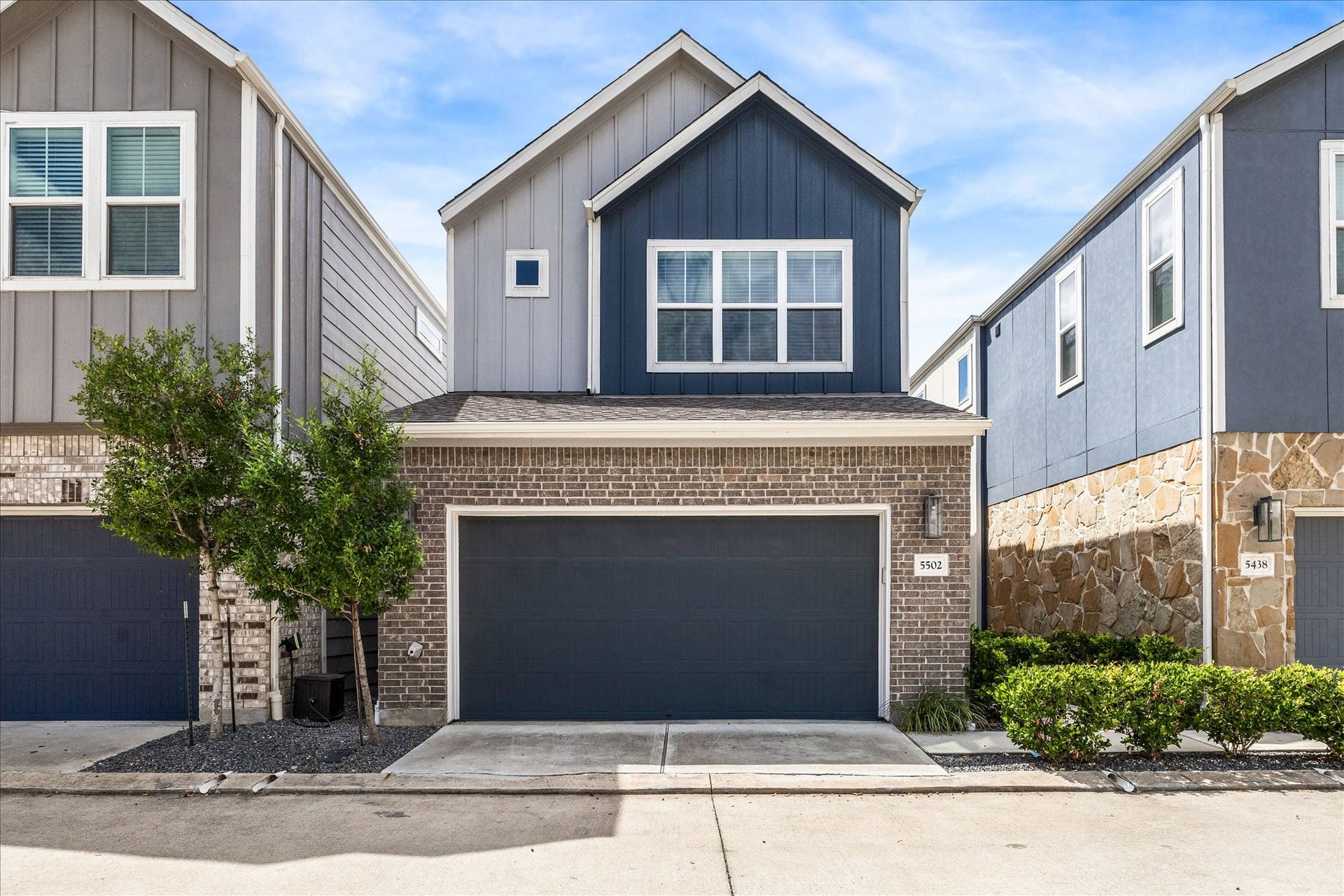 Welcome home to the gated Oaks of Lawndale!