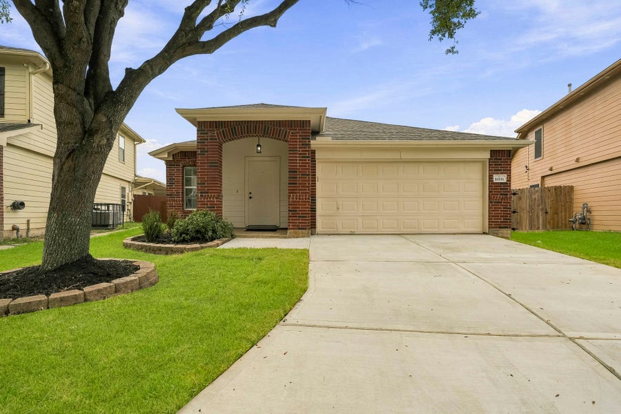 Property photo for 18151 Sorrell Oaks Circle, Richmond, TX