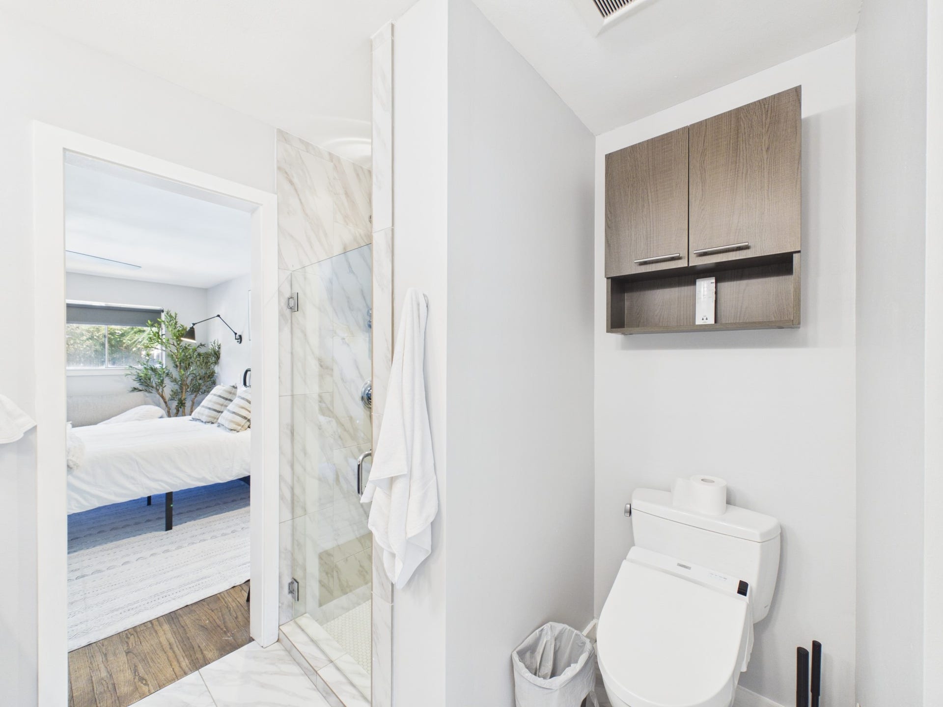 Smart Toilet w/Bidet