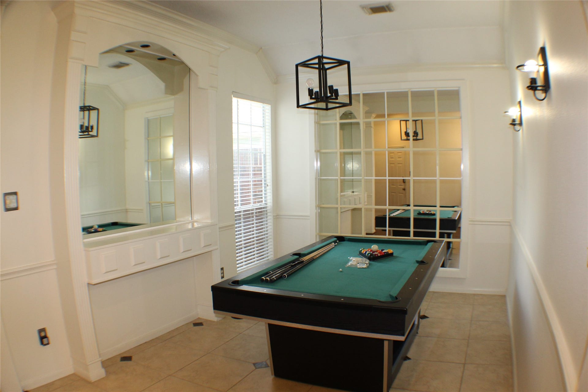 642 Avery Drive, Sugar Land, TX 77479 642 Avery Drive, Sugar Land, TX 77479