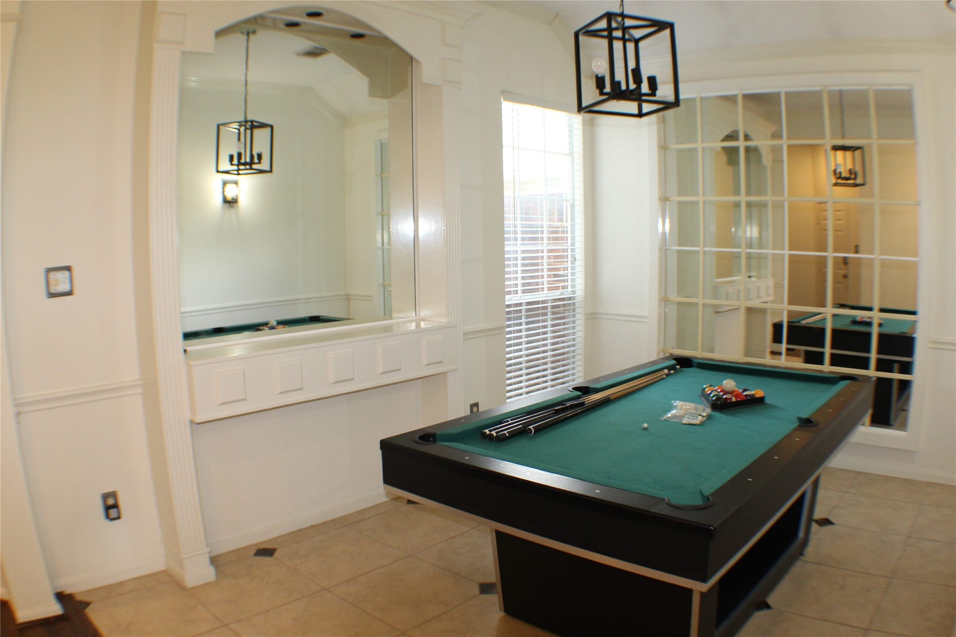 642 Avery Drive, Sugar Land, TX 77479 642 Avery Drive, Sugar Land, TX 77479
