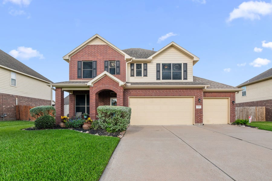 Property photo for 1505 Pastureview Drive, Pearland, TX