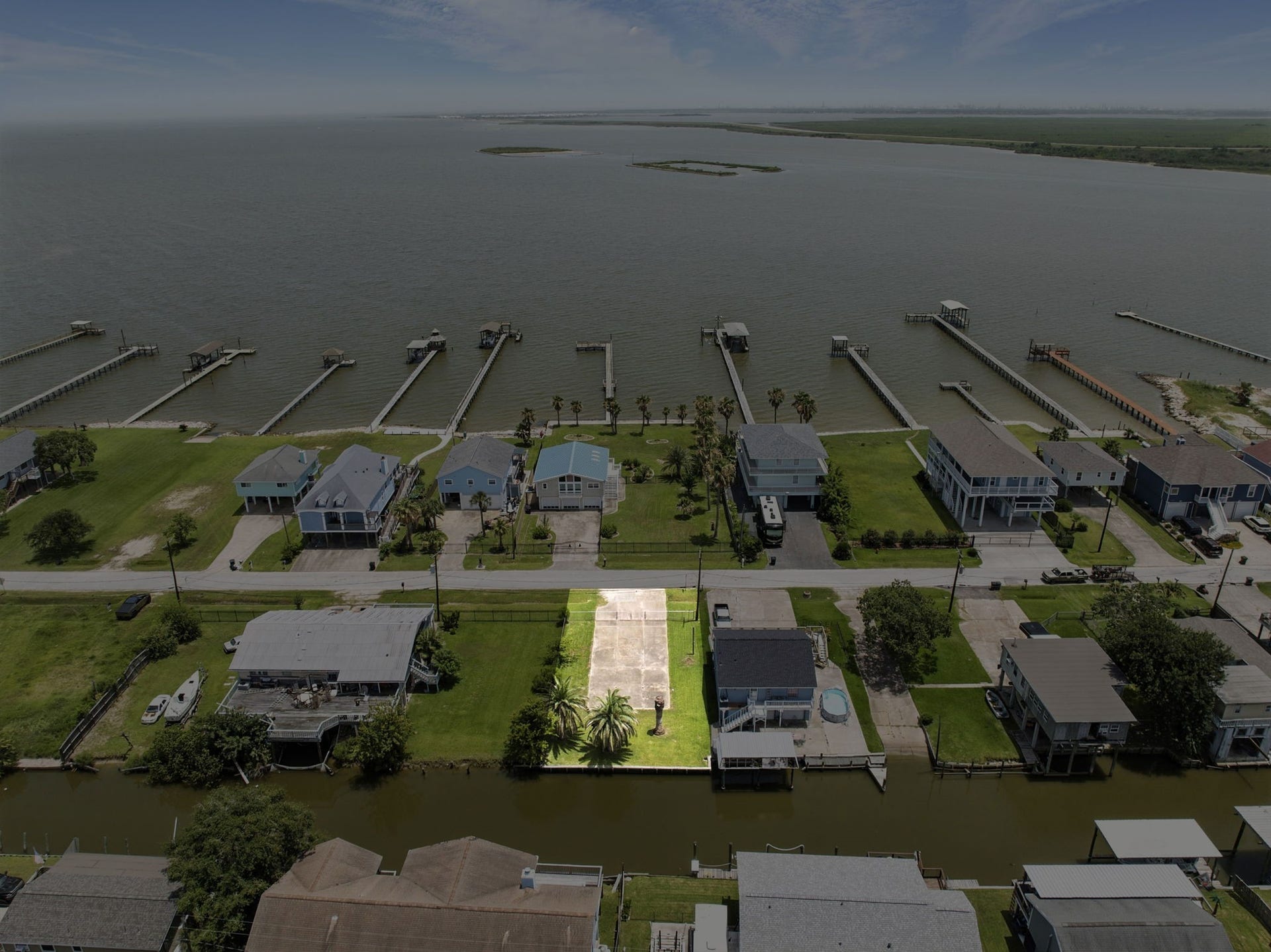 1612 Dick Bay Drive, Dickinson, TX 77539 1612 Dick Bay Drive, Dickinson, TX 77539