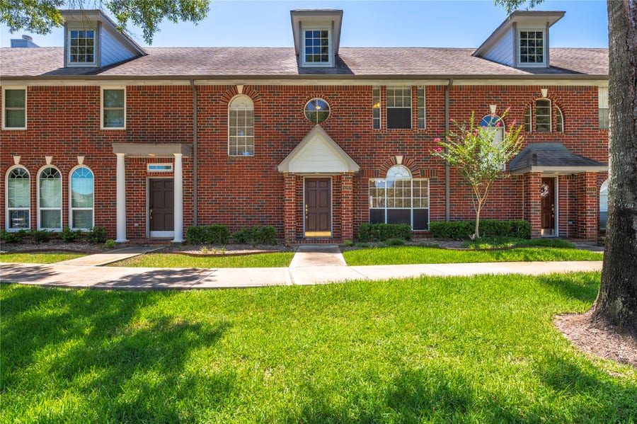 Property photo for 1287 El Camino Village Drive, Webster, TX