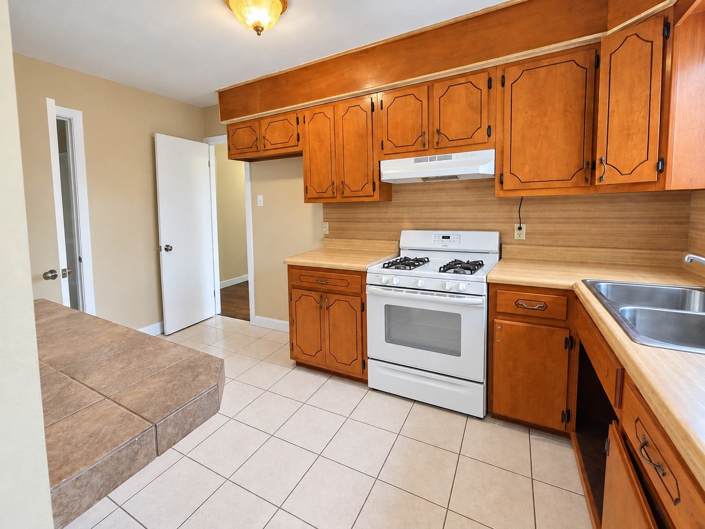 1203 Maroby Street, Houston, TX 77017 1203 Maroby Street, Houston, TX 77017