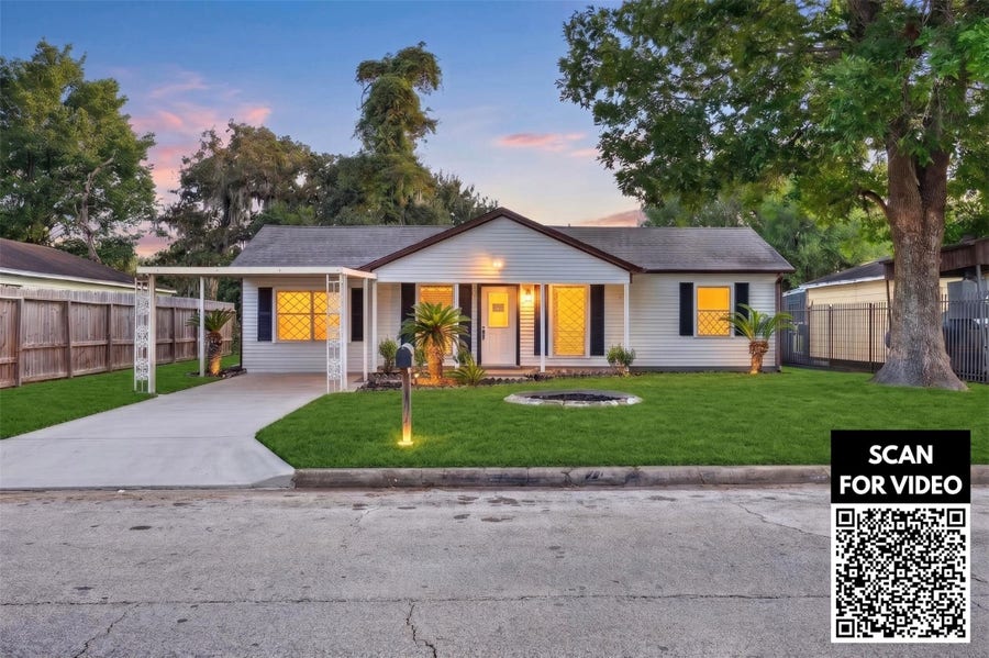 Property photo for 7315 Marilyn Lane, Houston, TX