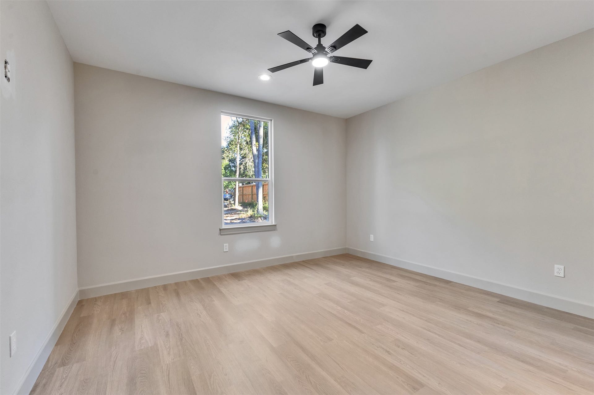 9048 Pecos Place, Willis, TX 77378 9048 Pecos Place, Willis, TX 77378