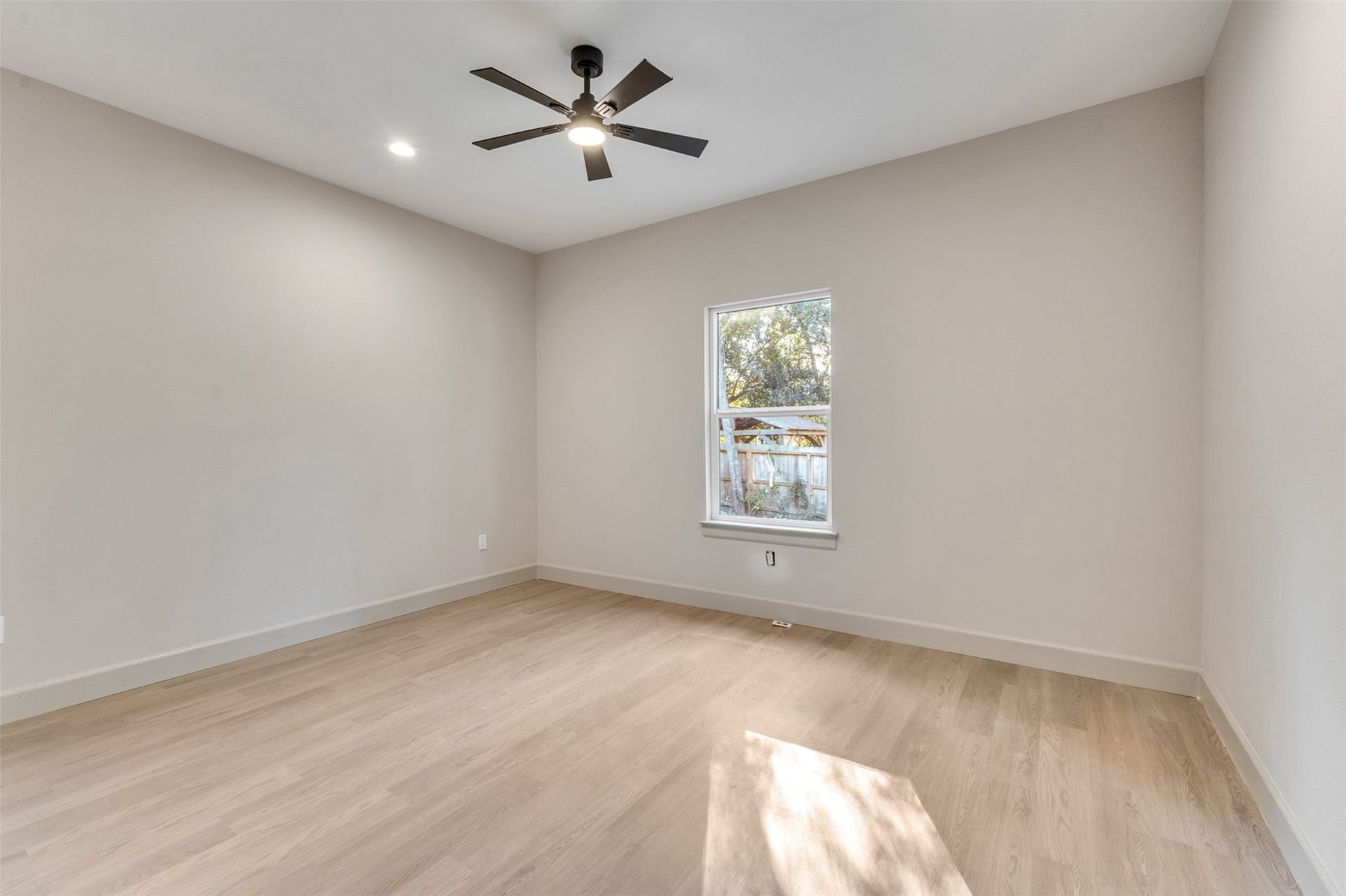 9048 Pecos Place, Willis, TX 77378 9048 Pecos Place, Willis, TX 77378