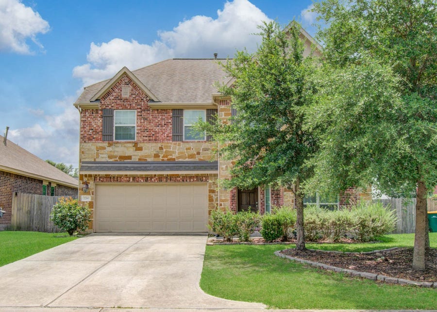 Property photo for 2280 Ivy Wall Drive, Conroe, TX