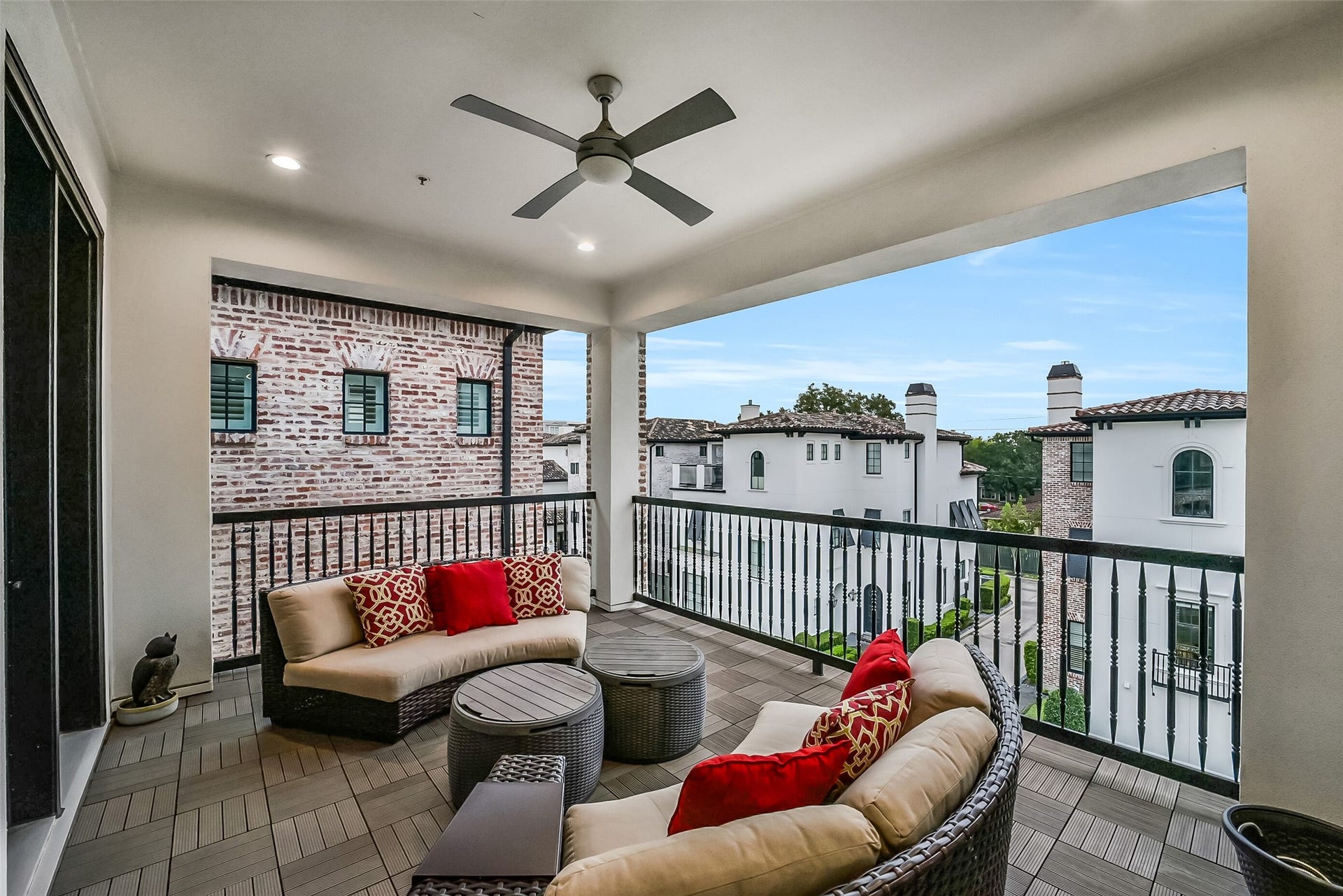11 Southside Circle, Southside Place, TX 77025 Private third-floor balcony accessed directly from the game room, providing a serene outdoor retreat with elevated neighborhood views.