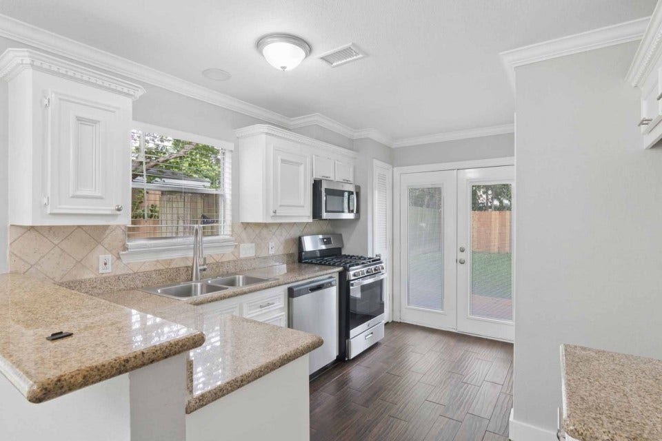 946 Pennygent Lane, Channelview, TX 77530 946 Pennygent Lane, Channelview, TX 77530