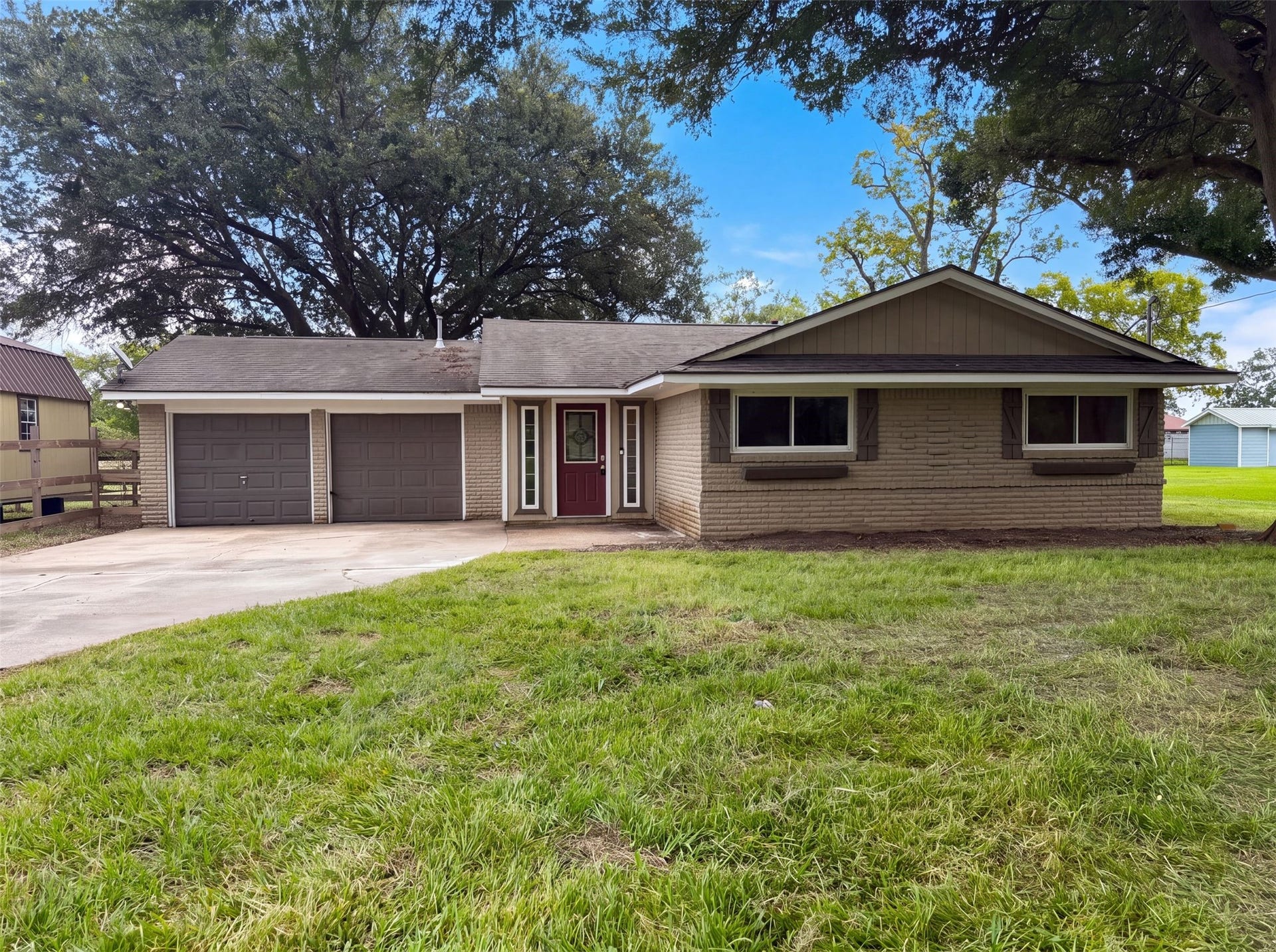 4623 Cherry Street, Santa Fe, TX 77517 4623 Cherry Street, Santa Fe, TX 77517