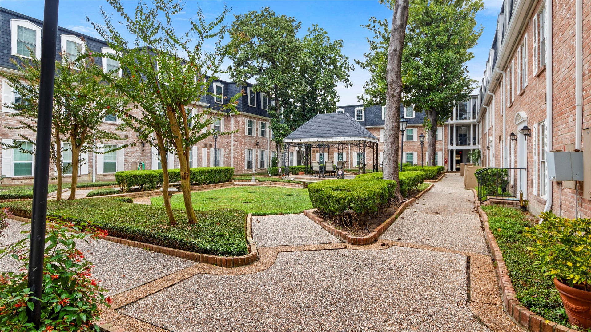 355 N Post Oak Lane, #634, Houston, TX 77024 355 N Post Oak Lane, #634, Houston, TX 77024