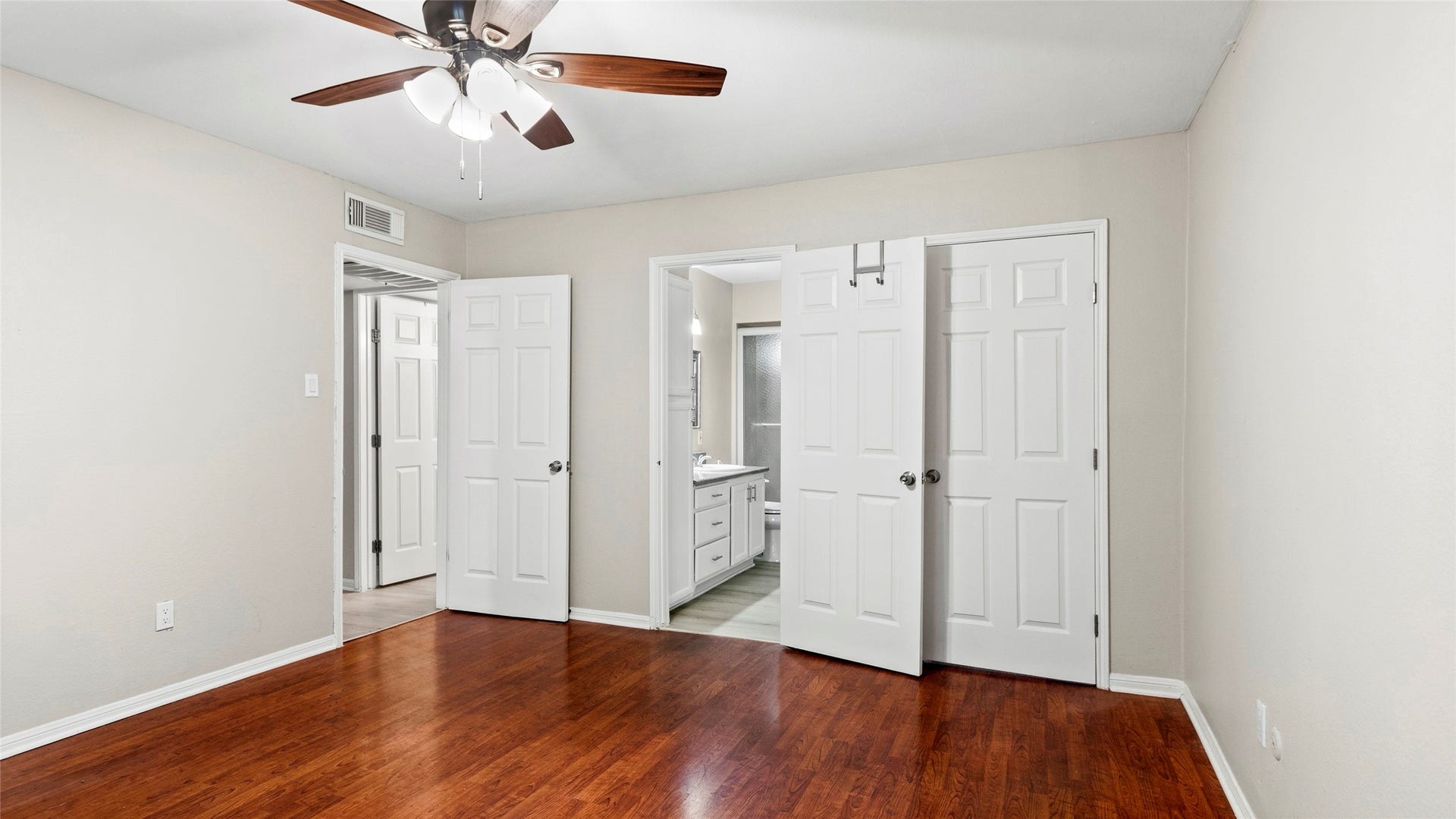 355 N Post Oak Lane, #634, Houston, TX 77024 355 N Post Oak Lane, #634, Houston, TX 77024