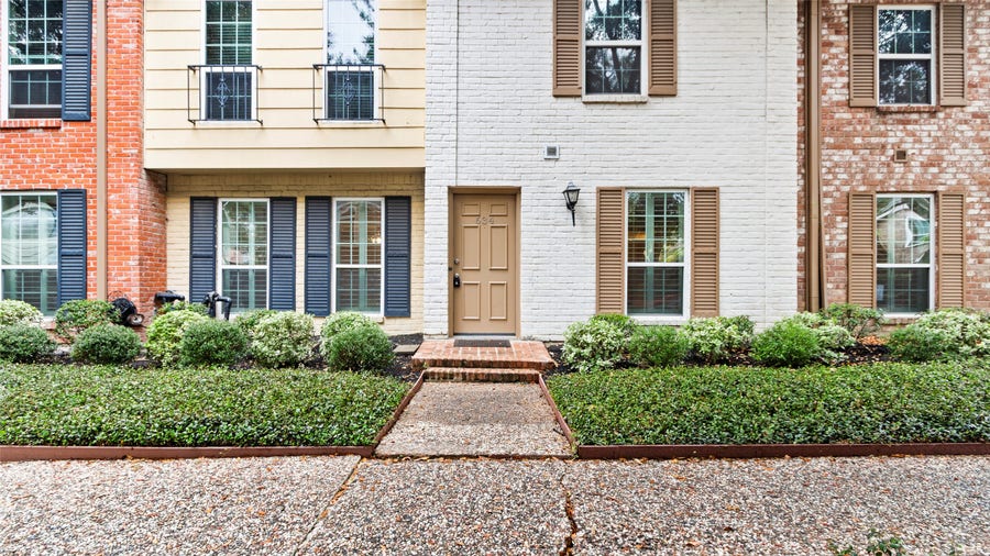 Property photo for 355 N Post Oak Lane, #634, Houston, TX