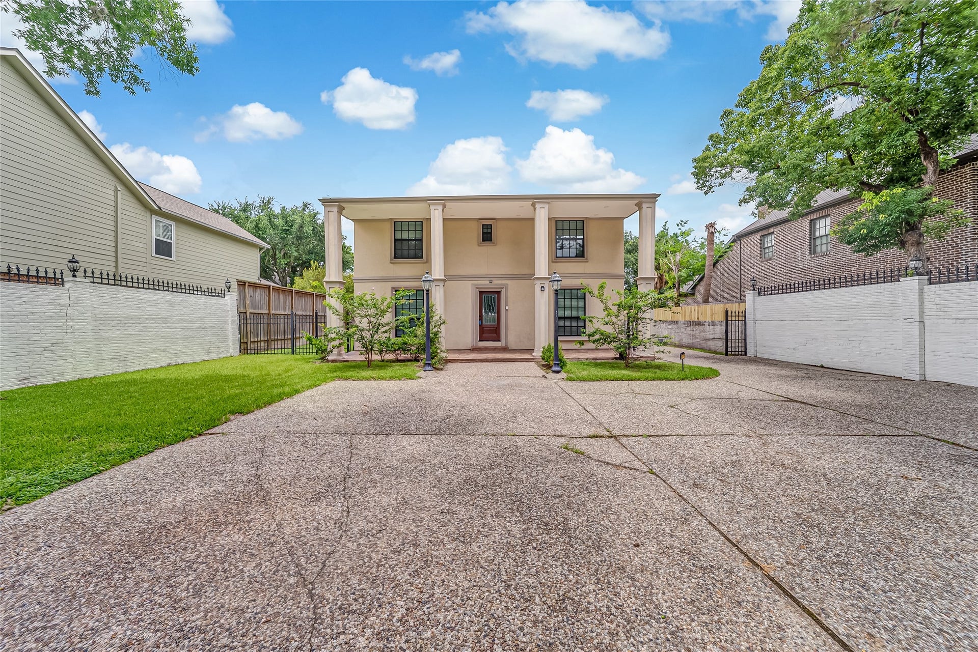 7312 Main Street, Houston, TX 77030 7312 Main Street, Houston, TX 77030