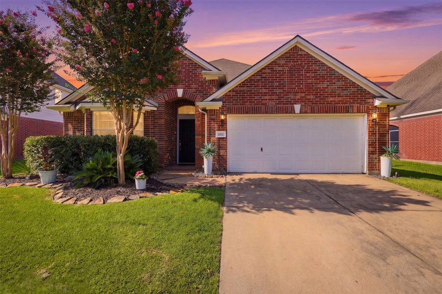 Property photo for 11207 Timbertree Lane, Houston, TX