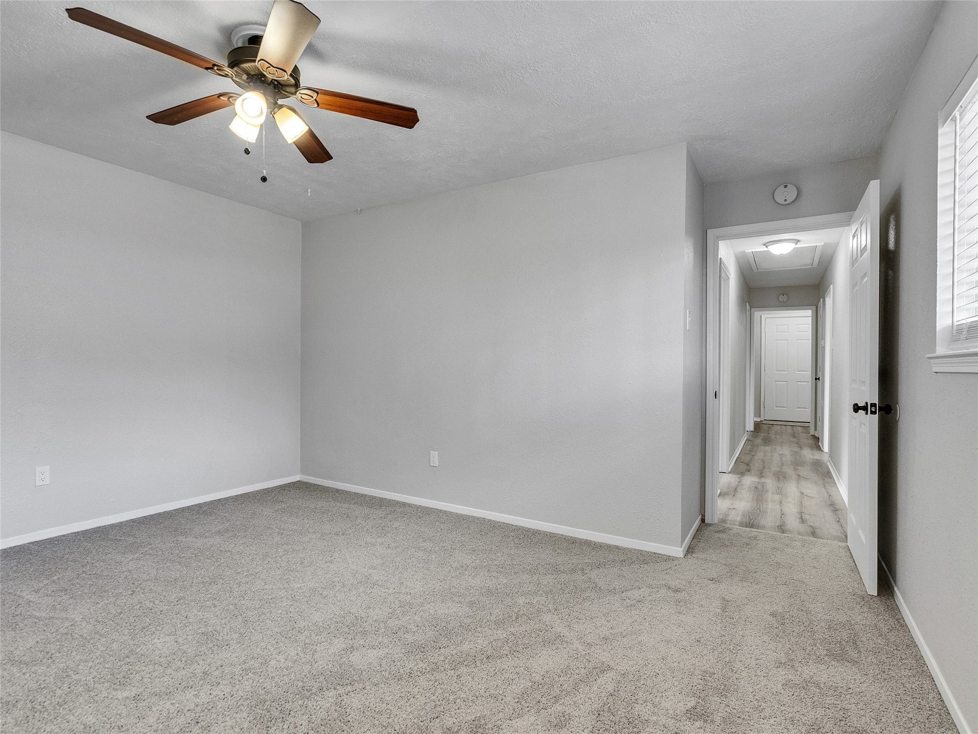 2305 Peach Lane, Pasadena, TX 77502