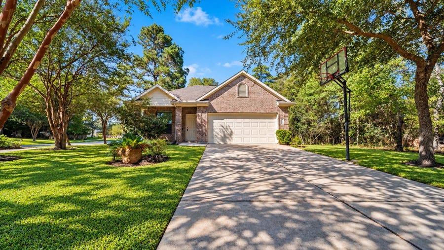 Property photo for 11246 Glenforest Drive, Montgomery, TX