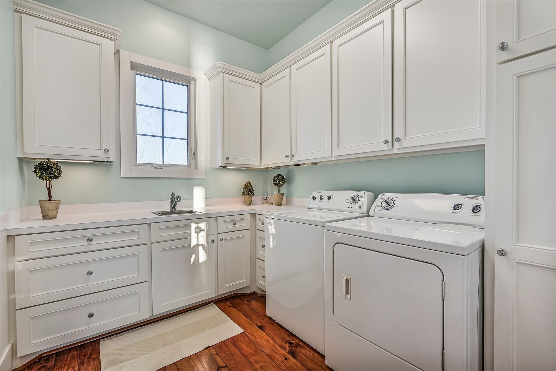 2910 11 Mile Road, Galveston, TX 77554 2910 11 Mile Road, Galveston, TX 77554