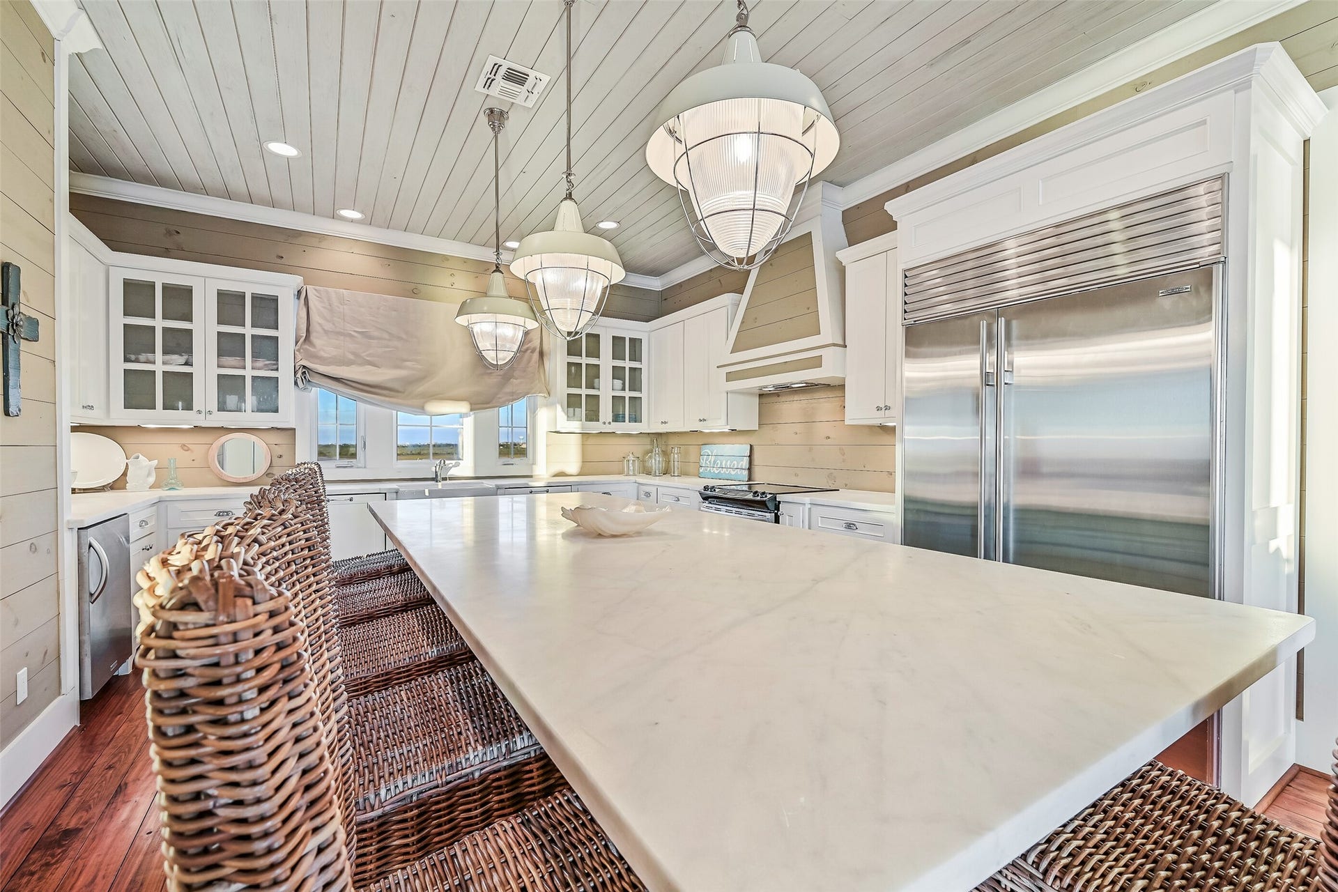 2910 11 Mile Road, Galveston, TX 77554 2910 11 Mile Road, Galveston, TX 77554