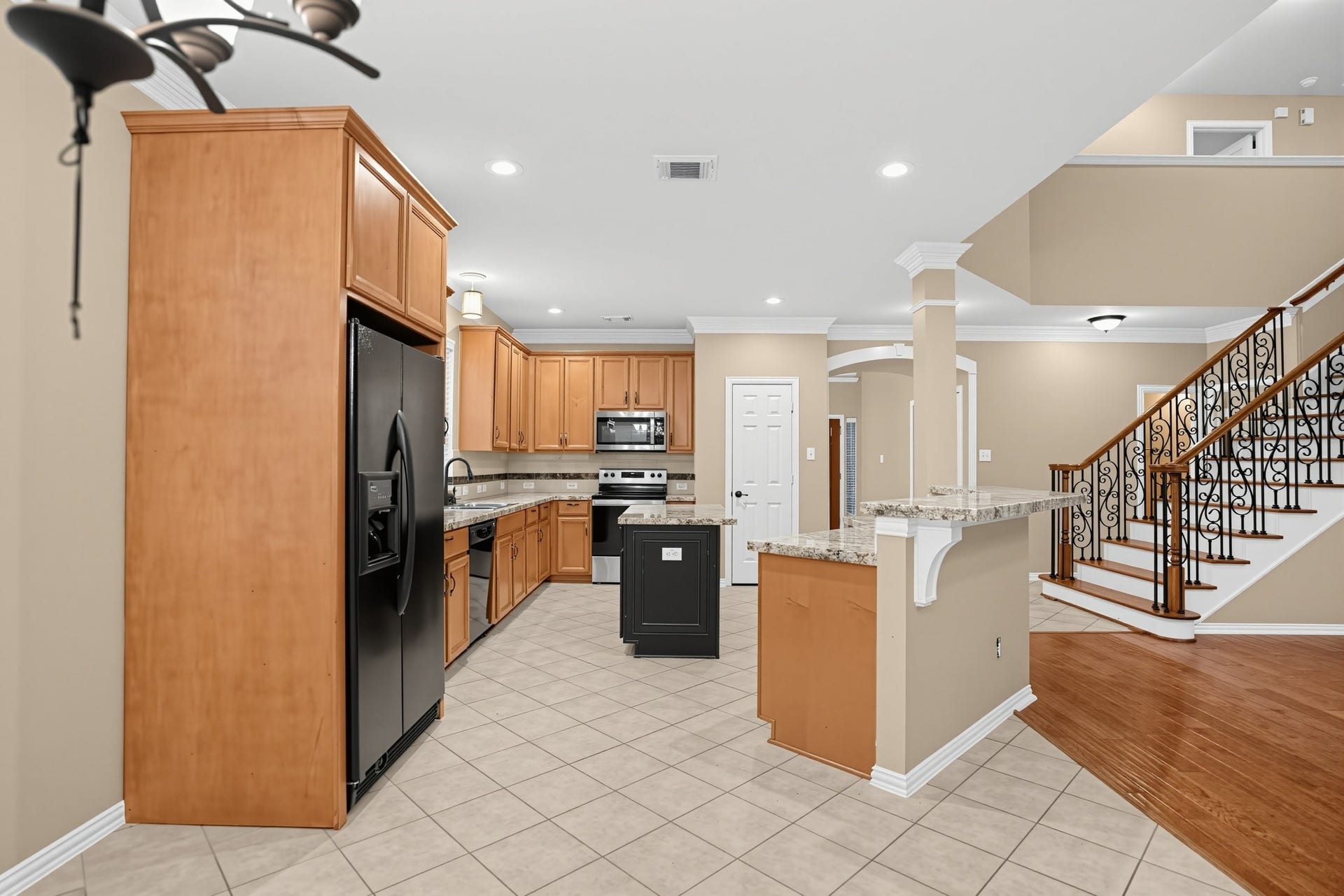 1730 Summergate Drive, Conroe, TX 77304