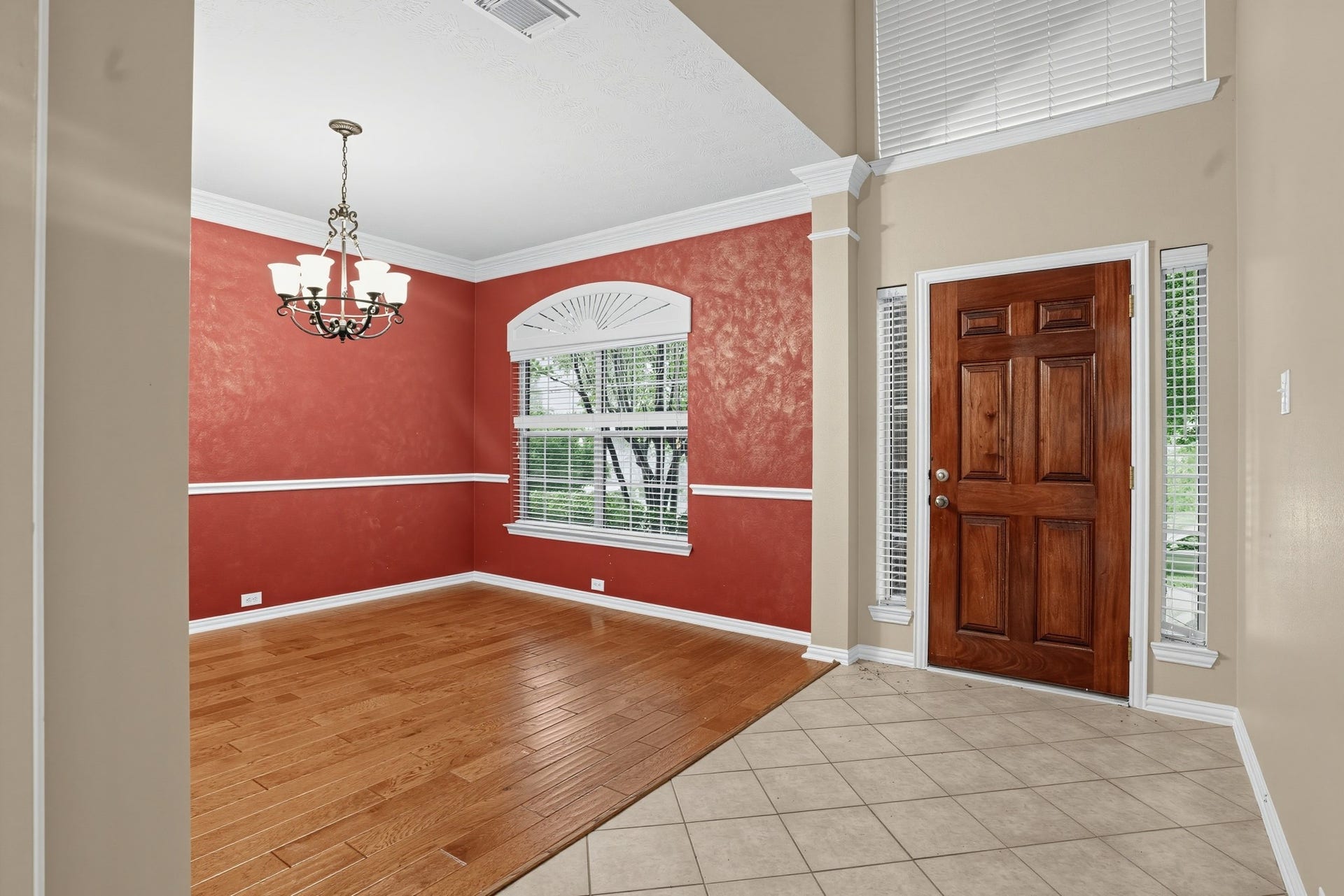 1730 Summergate Drive, Conroe, TX 77304