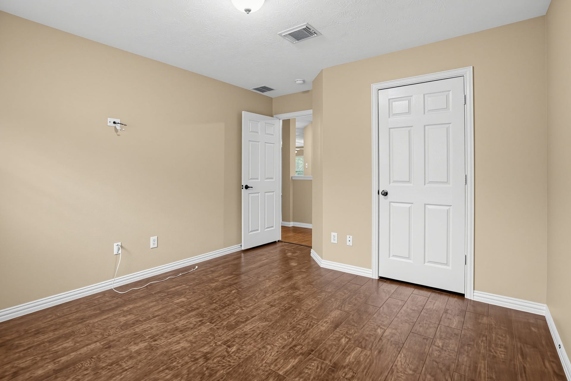 1730 Summergate Drive, Conroe, TX 77304