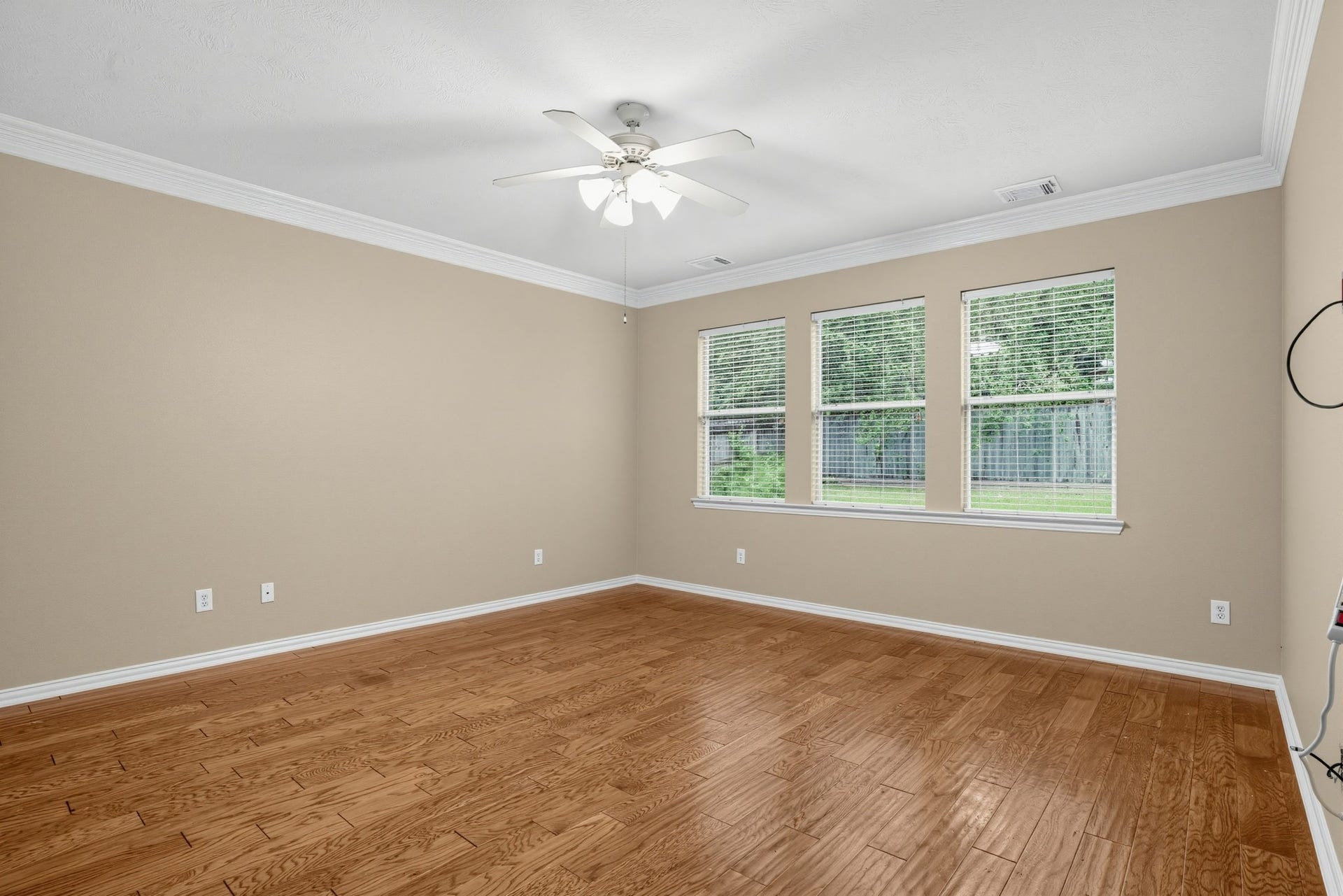 1730 Summergate Drive, Conroe, TX 77304