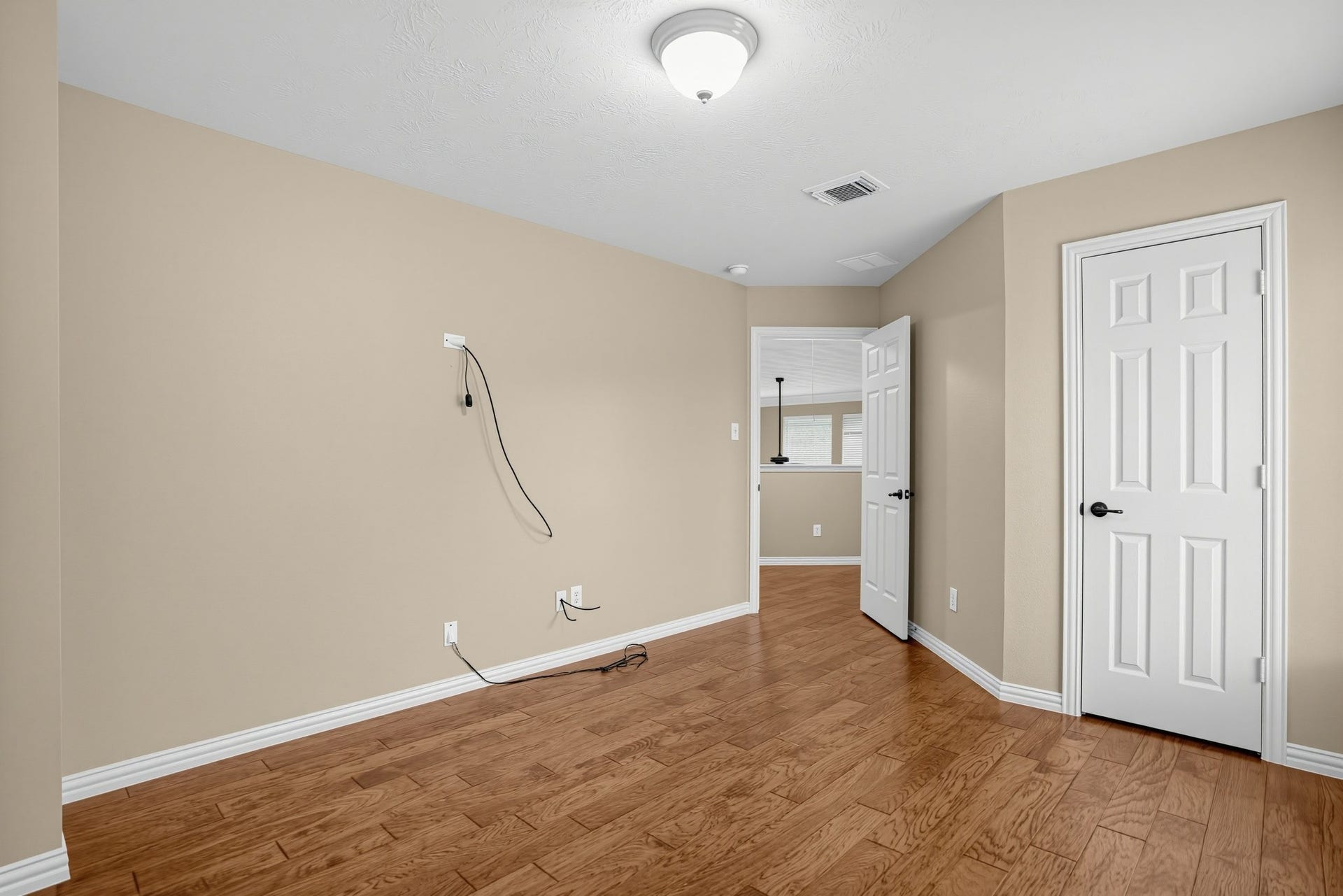 1730 Summergate Drive, Conroe, TX 77304
