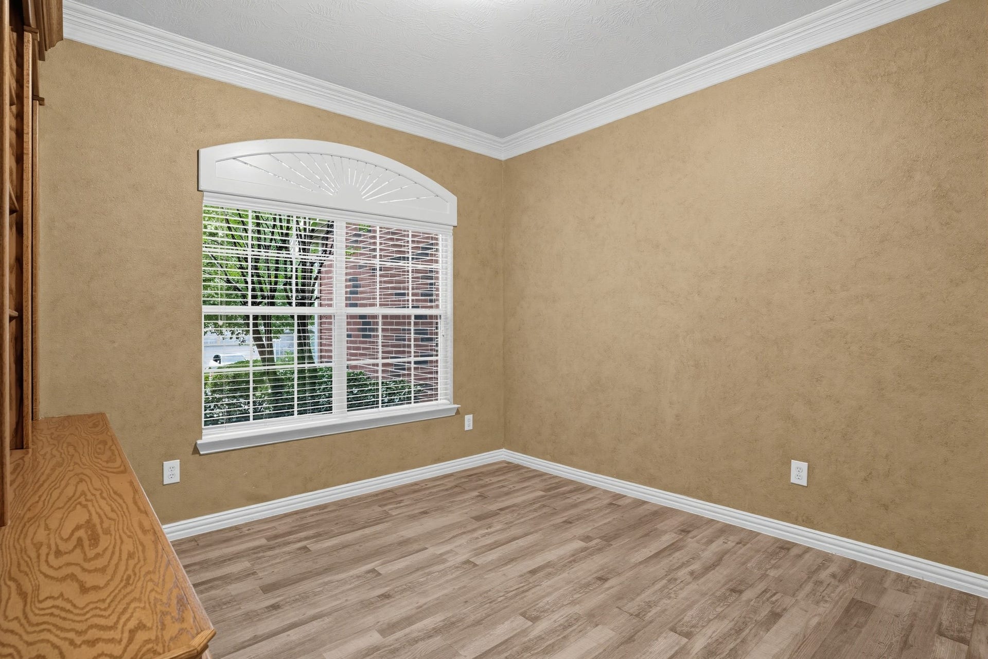 1730 Summergate Drive, Conroe, TX 77304
