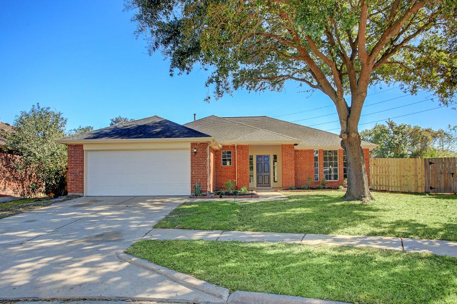 Property photo for 6506 Larissa Circle, Katy, TX