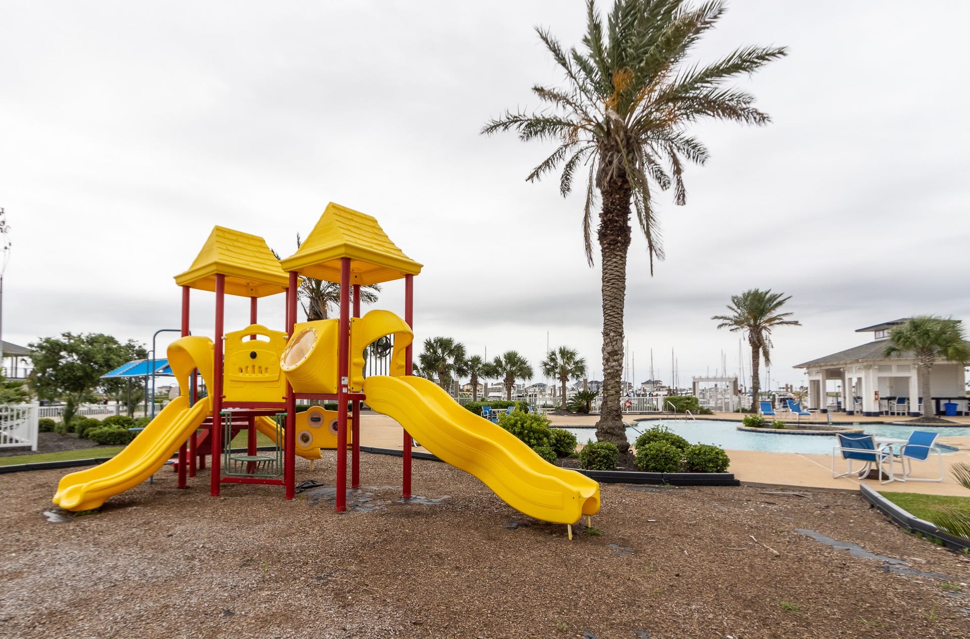 10 Sugarloaf, Hitchcock, TX 77563 Playground