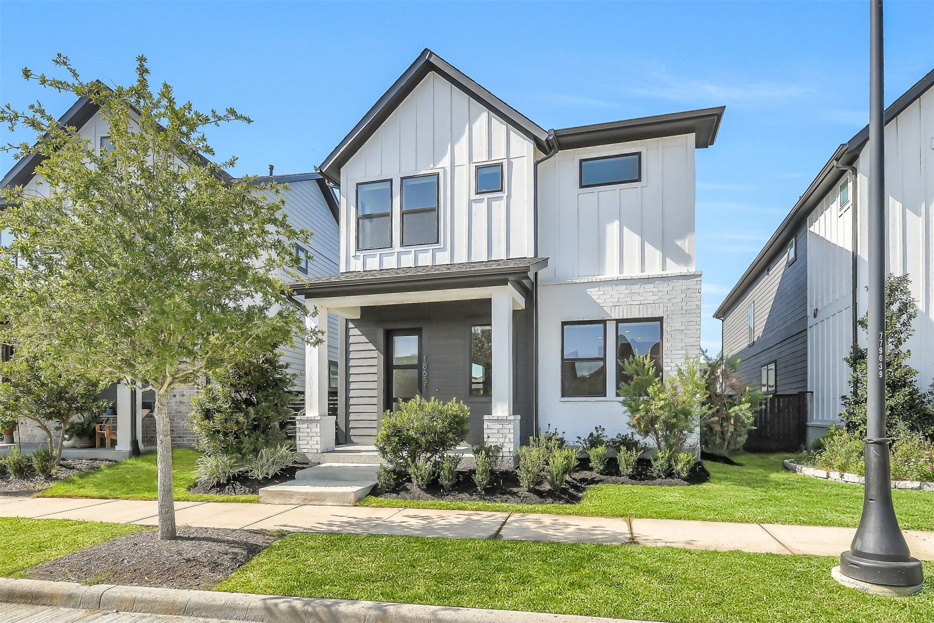 18651 Parkland Row Drive, Cypress, TX 77433 18651 Parkland Row Drive, Cypress, TX 77433