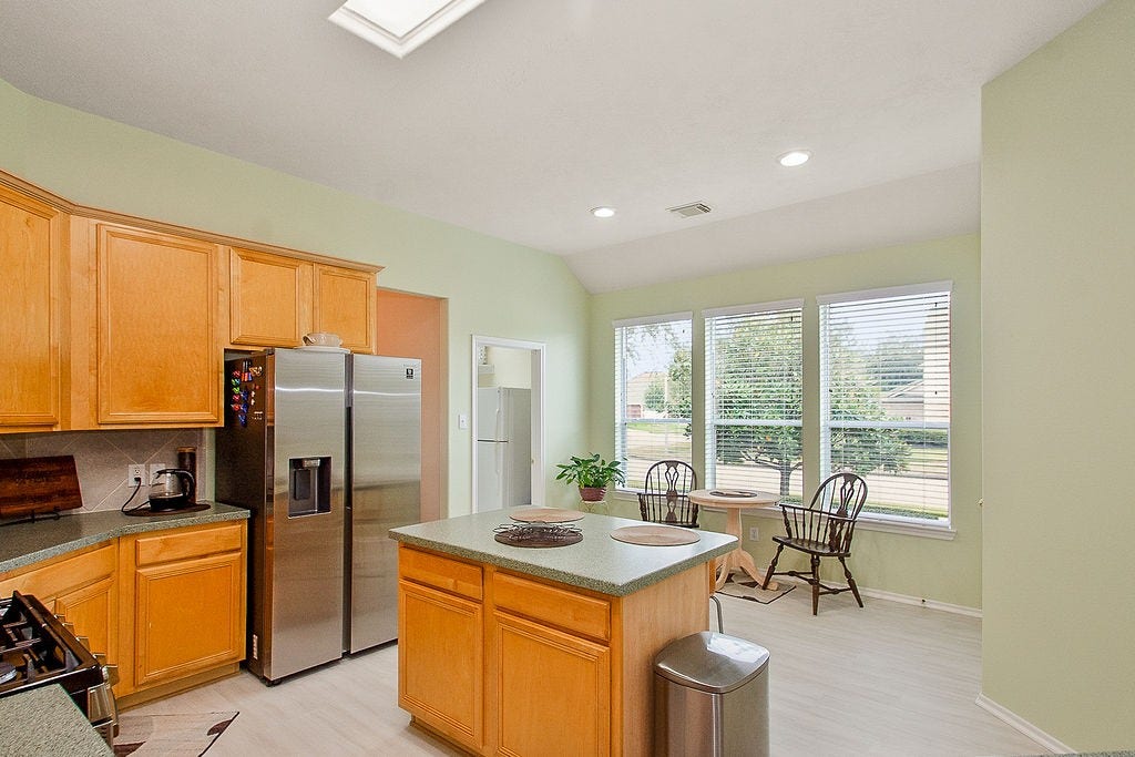 1802 S Everglades Drive, Deer Park, TX 77536