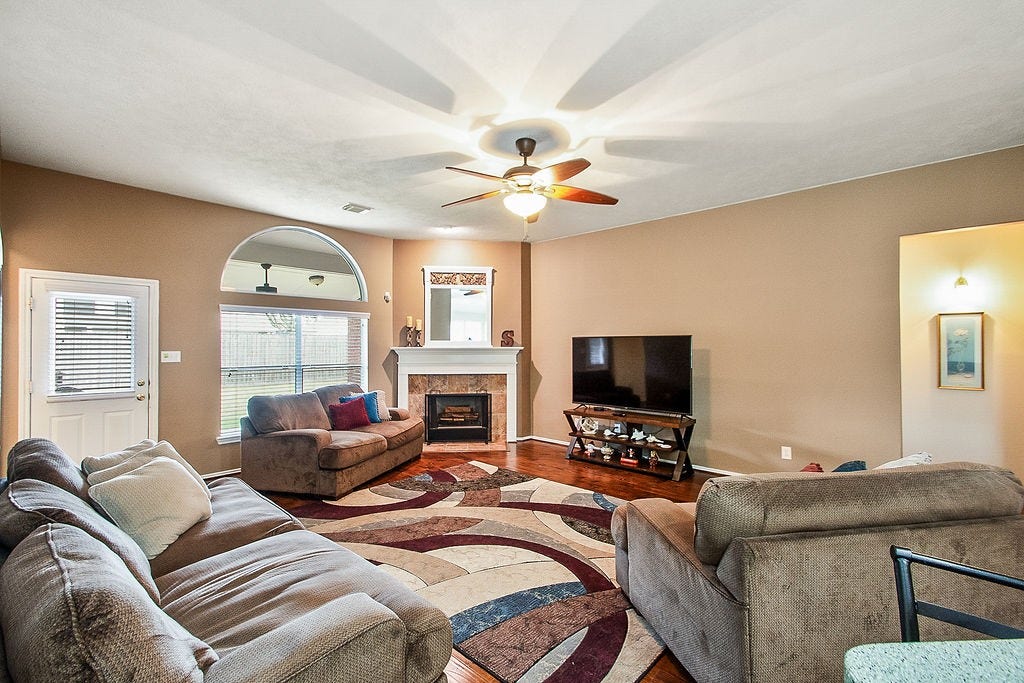 1802 S Everglades Drive, Deer Park, TX 77536