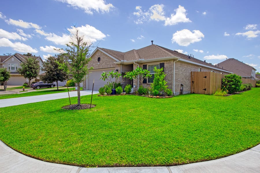 Property photo for 28052 Dove Chase Drive, Spring, TX
