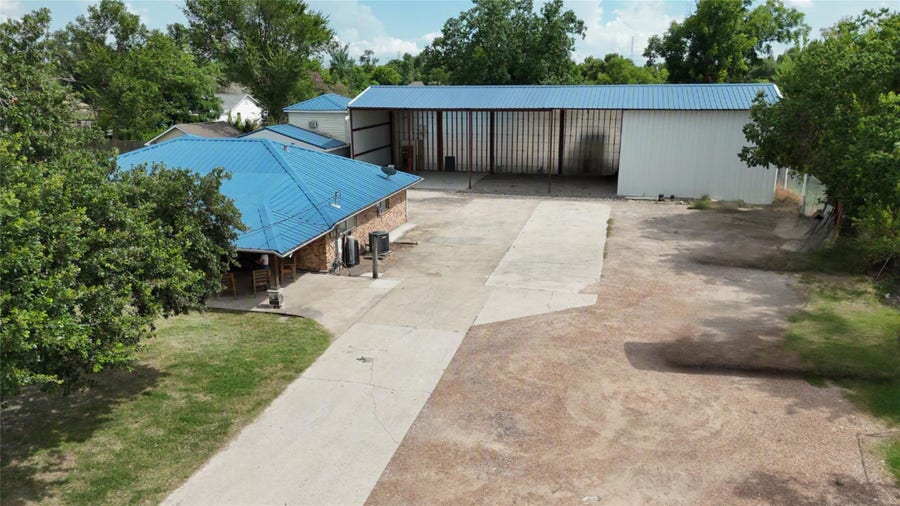Property photo for 10810 Evangeline Drive, Houston, TX