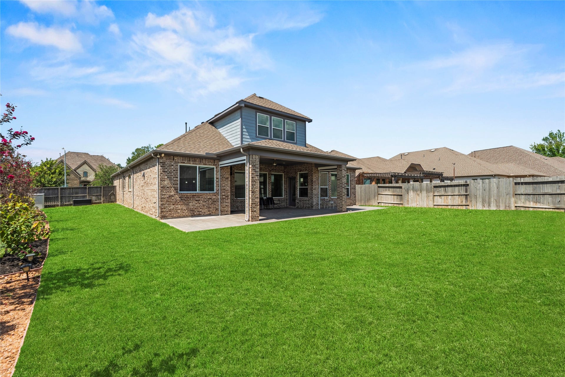 25102 Dovetail Cove Court, Tomball, TX 77375 Large Backyard