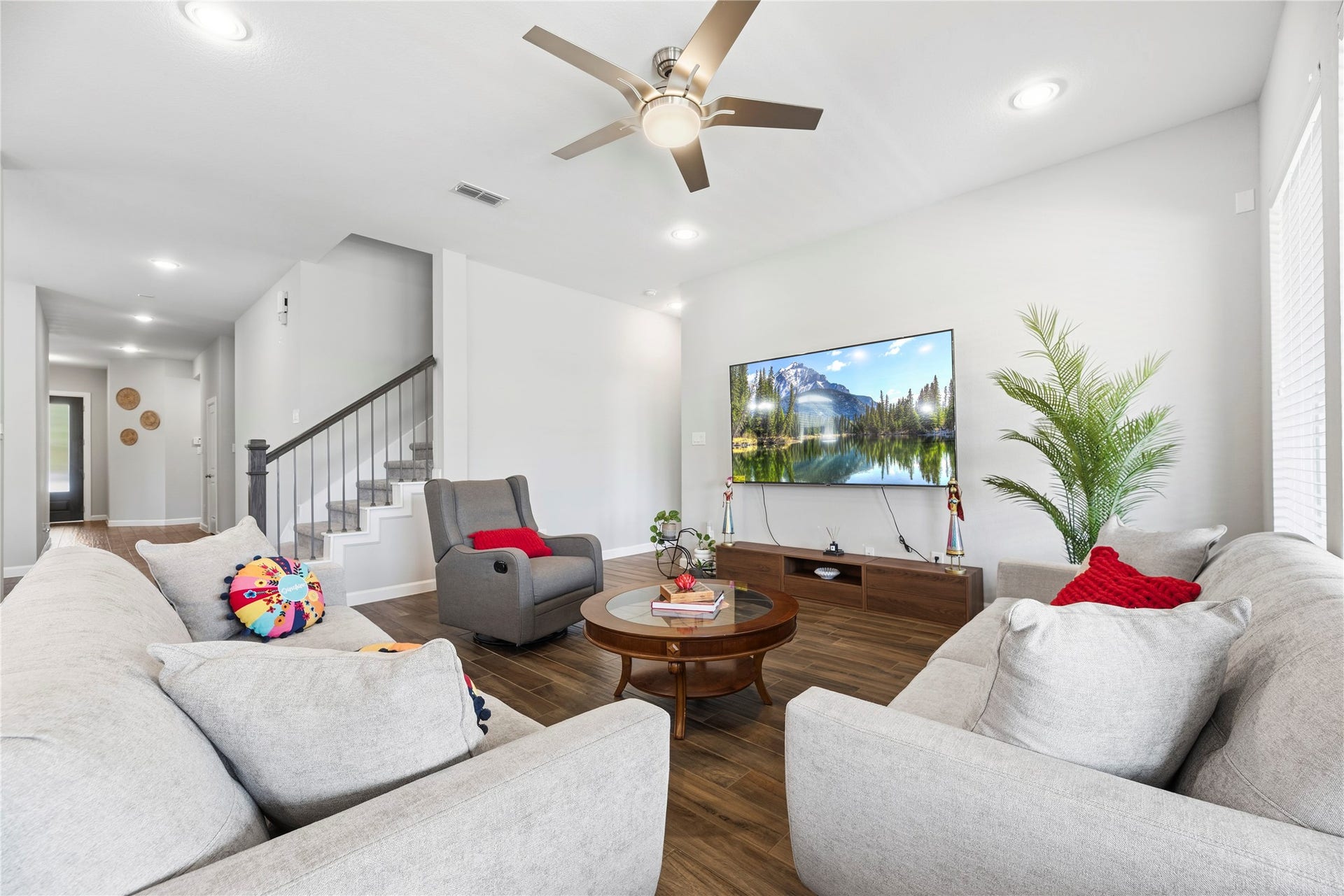 25102 Dovetail Cove Court, Tomball, TX 77375 Family Room