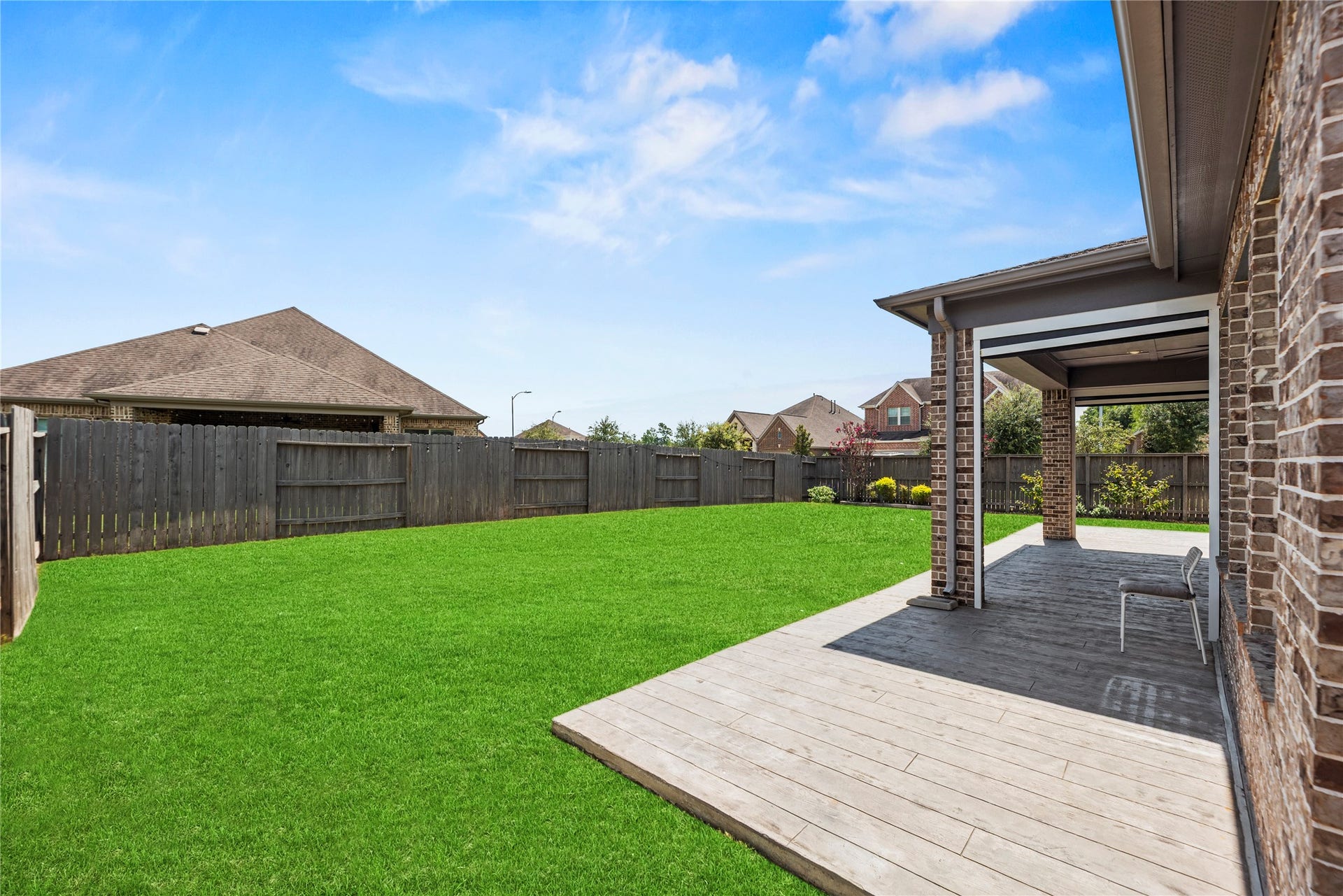 25102 Dovetail Cove Court, Tomball, TX 77375 Large Backyard