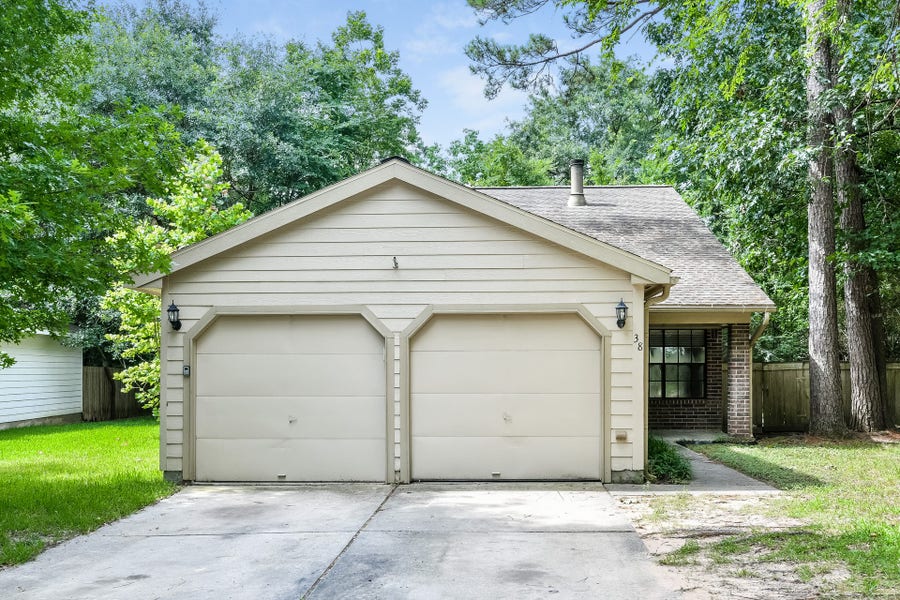 Property photo for 38 Camberwell Court, Spring, TX